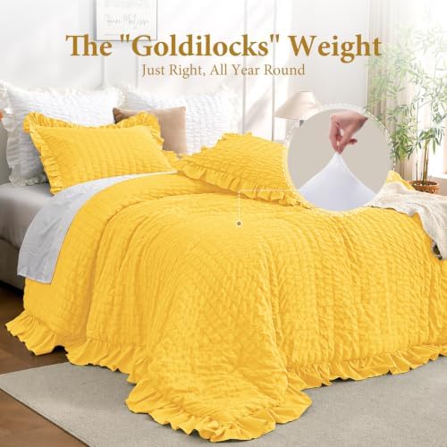 JOLLYVOGUE Pumpkin Yellow Queen Comforter Set,3pcs Seersucker Bed Set