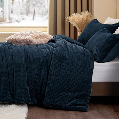 ChiXpace Fleece Twin Size Comforter Set Navy, Fluffy Bed Set 2 Pieces