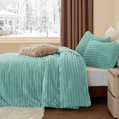 BEDELITE Fleece Twin/Twin XL Comforter Set, Fluffy Bed Set, Haze Blue