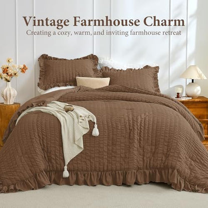 JOLLYVOGUE King Size Comforter Set, 3 Pieces Oak Brown Seersucker Comforters King Size, Lightweight & Fluffy Bedding Sets King for All Season with 1 Ruffle Comforter and 2 Ruffle Pillowshams