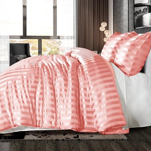 Whale Flotilla 2-Piece Reversible Silky Soft Breathable Twin Comforter Set