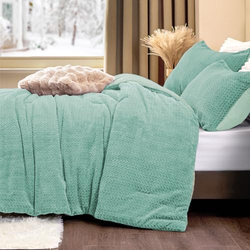 ChiXpace Fleece King Comforter Set Eggshell Blue, Fluffy Bed Set 3 Pieces