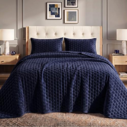 Tribeca Living Lugano Oversized Velvet Quilt Set - All Season, Extra Large, 3 Piece Queen Size Comforter Set with 2 Pillow Shams in Indigo Honeycomb Pattern 260GSM