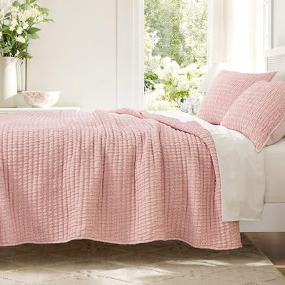 Wonderful 2PC Twin Size Textured Quilt Set - All Season Crinkle Voile Coverlet, Soft Puckered Grid Faux Hand-Quilted Bedspread, Lightweight Wrinkle-Resistant Pink Bedding with 1 Sham, 68"x88"
