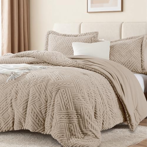 Homelike Moment Fleece Queen Comforter Set, Fluffy Bed Set 3 Piece Beige