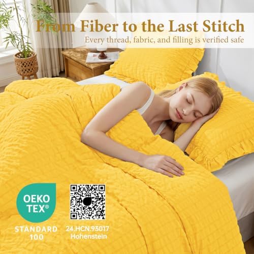 JOLLYVOGUE Pumpkin Yellow King Comforter Set,3pcs Ruffle Seersucker Bed Set