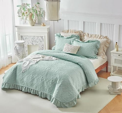 Ruffles Quilt Set Twin Size 68 * 86in - 2 Pieces Solid Shabby Chic Farmhouse Ruffled Bedding Rustic Coverlet Lightweight Fluffy Summer Oversized Bedspread with Shams for Women Men Light Green