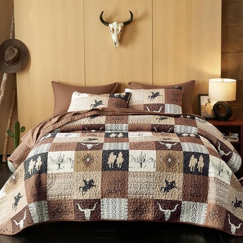 Wake In Cloud - Western Quilt Set, Southwestern Aztec Country Horse Cowboy Rustic Ranch Pattern Printed, Reversible Lightweight Bedspread Coverlet, 3 Pieces, Tan Brown, King Size