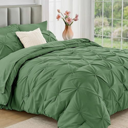 JOLLYVOGUE Twin XL Comforter Set 5 Pieces - Bed in a Bag Twin XL for All Season, Pintuck Bedding Comforter Sets with Comforter, Flat Sheet, Fitted Sheet and Pillowcases & Shams, Green