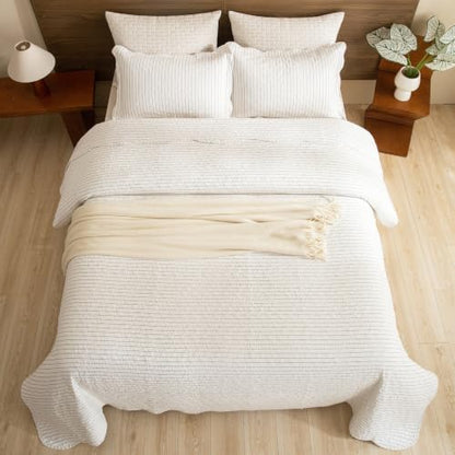 Lady Ann 100% Cotton Queen Quilt, Dark Grey White Classic Stripes Pattern Quilted Queen Bedding Sets, 3 Pcs Lightweight Scalloped Edge Coverlet Ultra Soft Bedspread Set for All Season
