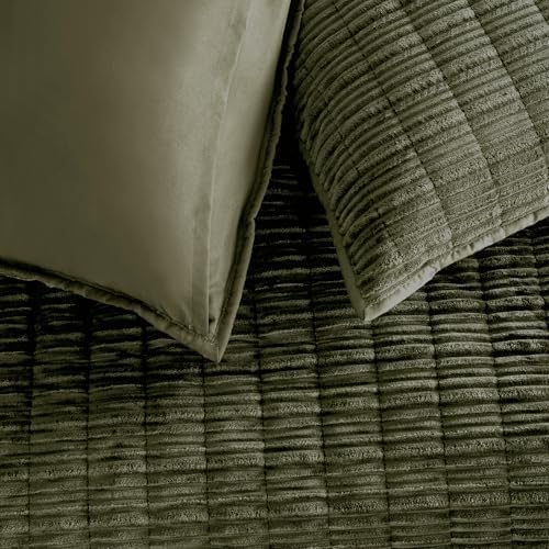 Wonderful Corduroy Texture Dark Green Quilt Set Queen - Hypoallergenic Skin-Friendly Soft Plush Velvety Touch Bedspread, Classic Vertical Striped Lightweight Coverlet for All Season, 106"x94"