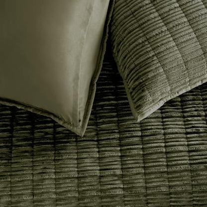 Wonderful Corduroy Texture Dark Green Quilt Set Queen - Hypoallergenic Skin-Friendly Soft Plush Velvety Touch Bedspread, Classic Vertical Striped Lightweight Coverlet for All Season, 106"x94"