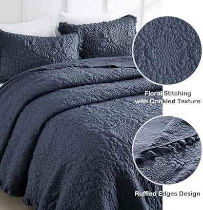 HORIMOTE HOME Shabby Chic Ruffled Quilt Queen Size, Navy Blue Floral Quilt Set Lightweight Crinkled Farmhouse Rustic Bedding Set, 3 Pieces Reversible Bedspread with Pillow Shams for All Season