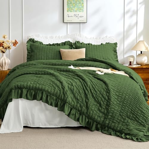 JOLLYVOGUE Dark Green King Comforter Set, 3 Pieces Seersucker Comforters King Size, Lightweight & Fluffy Bedding Sets King for All Season with 1 Ruffle Comforter and 2 Ruffle Pillowshams