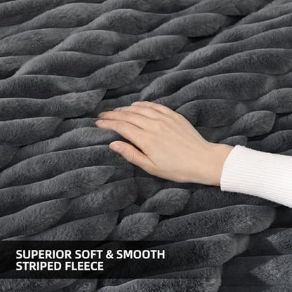 Smoofy Fluffy Twin Size Comforter 2 PCS - Dark Grey Fleece Bedding Set