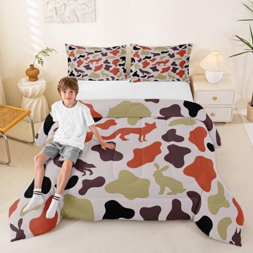 Manfei Camo Animals Comforter Set Full Size,Bear Wolf Rabbit Wildlife Design Bedding Set 3pcs,Army Camouflage Down Comforter for All Season,Kids Boys Girls Room Decor,2 Pillowcases,No Sheets