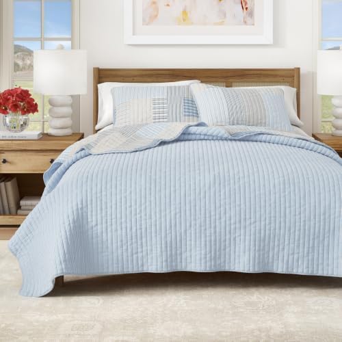 Great Bay Home Striped Quilt Set - 3-Piece Full/Queen Size Patchwork Bedding Set - Lightweight, All-Season, Reversible Bedspread (Blue Stripe Patchwork)