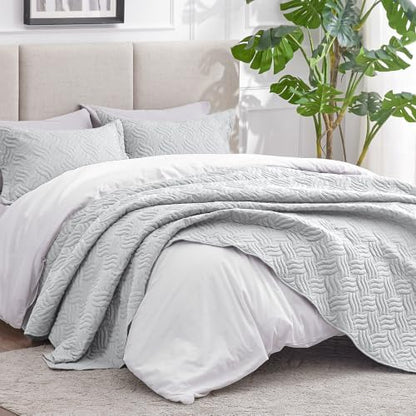 Love's cabin California King Quilt, Soft Bedspread Comforter, Light Grey