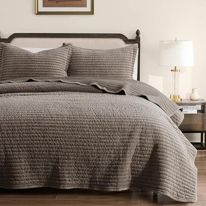 WDCOZY Velvet Queen Size Quilt Set - Beige Striped Soft Lightweight Bedspread, Tan Neutral Ribbed Farmhouse Country Rustic Coverlet, Taupe Camel Modern Bedding Kakhi Warm Thin Comforter, 3 Pieces