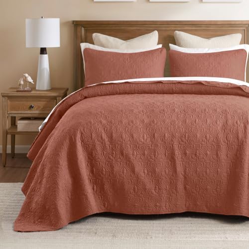Madison Park King Quilt Bedding Set, Cottage-Inspired Damask, 3PC