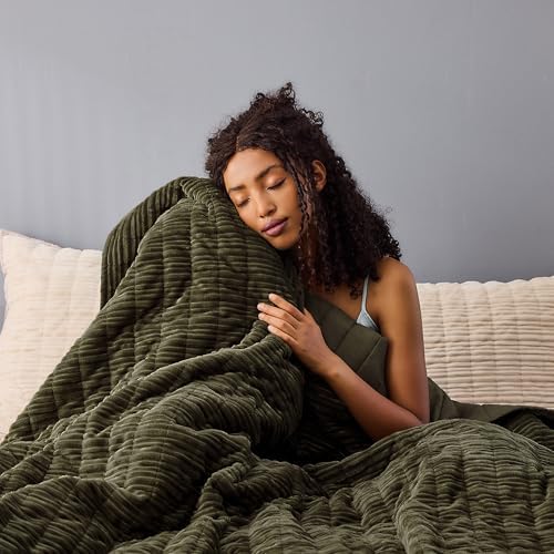 Wonderful Corduroy Texture Dark Green Quilt Set Queen - Hypoallergenic Skin-Friendly Soft Plush Velvety Touch Bedspread, Classic Vertical Striped Lightweight Coverlet for All Season, 106"x94"