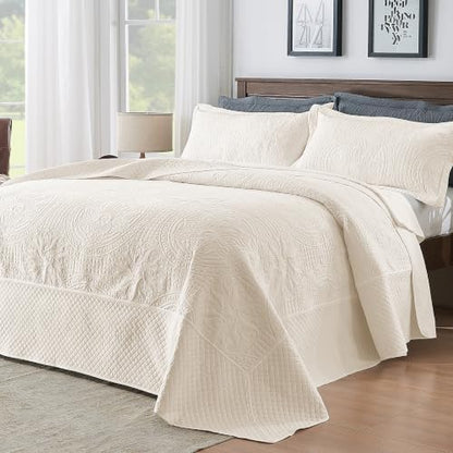 Qucover Oversized King Bedspread 132x120 Medallion Quilt Set Light Beige
