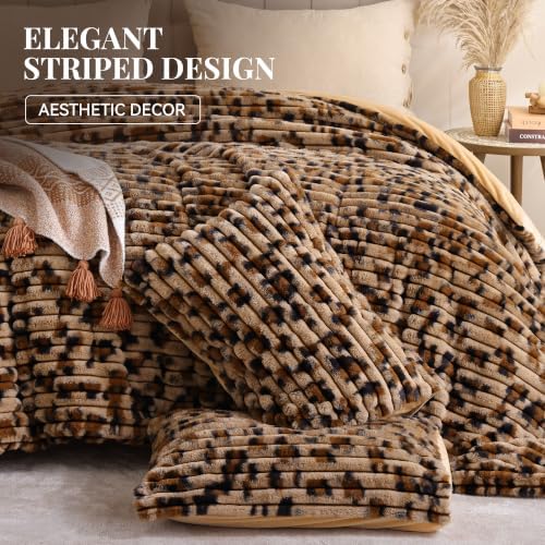 Smoofy Fluffy King Size Comforter 3 PCS - Cheetah Brown Fleece Bedding Set