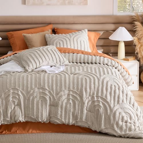 Bedsure Boho Tufted Beige Twin/Twin XL Comforter, GentleSoft™ 2 Pieces Boho Farmhouse-Style Decor Bedding, Arch Bedding for All Seasons, 1 Bed Comforter, 1 Pillow Shams, 68x88 Inches