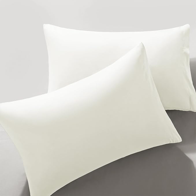 MILVOWOC 2Pcs Brushed Microfiber Queen Pillowcases - 20 x 30 Inch, White Pillow Case Set Non Slip Envelope Pillow Cover with Moisture Absorption and Anti-Wrinkle