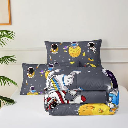 Grey Space Theme Comforter Set Twin ，Astronaut Twin Bedding Sets for Boys ，Twin Size Galaxy Bedding Set for Kids ，Outer Space Bedroom Decor for Boys