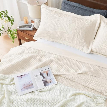 Qucover Oversized King Bedspread 132x120 Medallion Quilt Set Light Beige