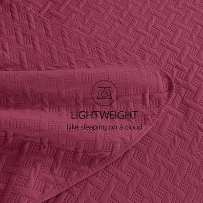 FLYMME Quilts Queen Size,Lightweight Burgundy Bedspreads,Basket Weave Pattern,Ultra Soft Microfiber Bed Coverlet 3 Pieces for All-Seasons (1 Quilt,2 Shams)