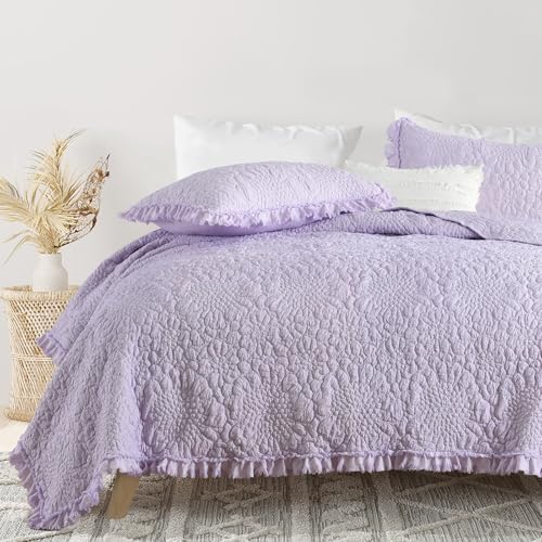 HORIMOTE HOME Lavender Ruffled Quilt Queen Size, Stone-Washed Microfiber Lightweight Crinkled Farmhouse Rustic Shabby Chic Bedding Set, 3 Pieces Reversible Bedspread with Pillow Shams for All Season