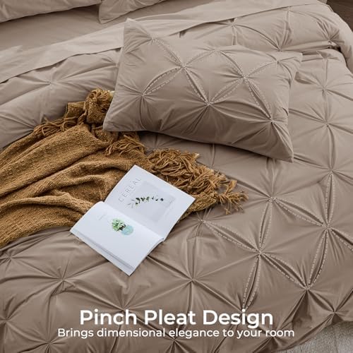 Sasttie Oversized King Comforter Set, 7-Piece Bed in a Bag, Pintuck Bedding Sets for All Season, Includes Comforter, Flat Sheet, Fitted Sheet, Pillowcases and Pillowshams, Dark Linen