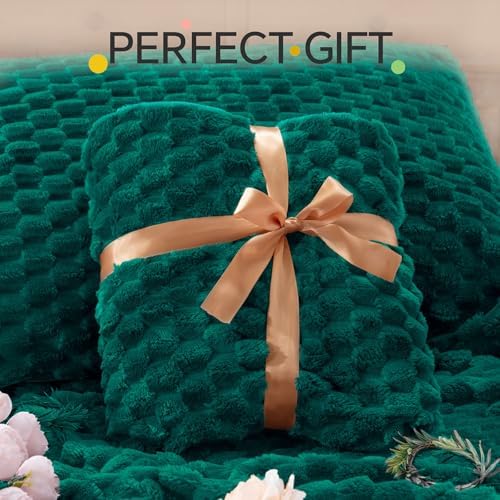 BEDELITE Fluffy King Size Comforter Set, Dark Green Fleece Bed Set 3 Pieces