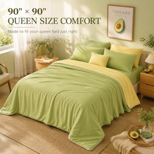 Eastsora Cooling Comforter Queen Size, Cooling Blanket for Hot Sleepers, Q-Max 0.45 Reversible Summer Comforter, Lightweight Breathable Bedding for Night Sweats (Yellow+Green)