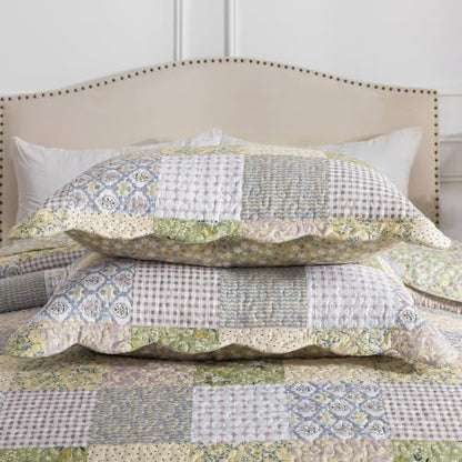 HoneiLife Oversized King Bedspreads 120x120 - California King Quilt 3-Pcs, Extra Large Quilt Sets All Season Use,Rustic Bedding Sets King Size,Reversible Coverlet Lightweight Microfiber Bed Quilts