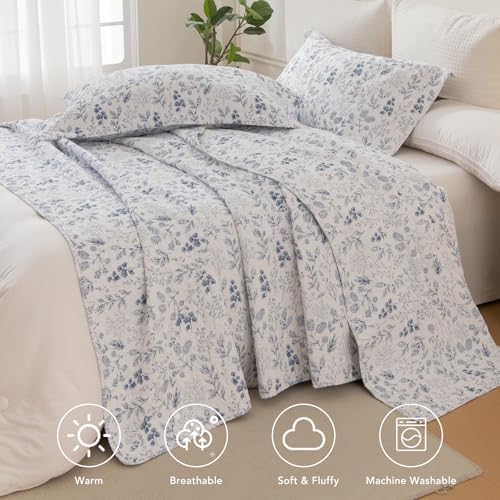 Lady Ann Oversized King Quilt Bedspreads 120x120, 3 Pcs Cotton Floral California King Size Quilt Bedding Set， Blue and White Floral & Leaves Pattern Plant Botanical Printed Quilted Coverlet Set
