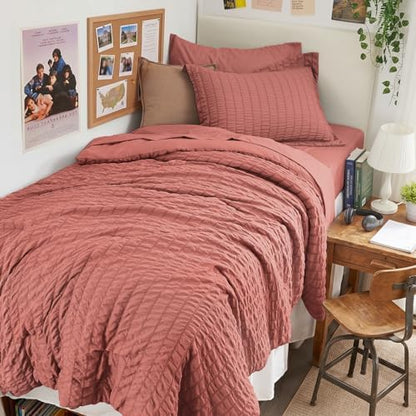 HYMOKEGE Coral Twin XL Comforter Set Seersucker 5 Pieces, All Season Luxury Bed in a Bag for Bedroom, Bedding Set with Comforter, Sheets, Pillowcase & Sham