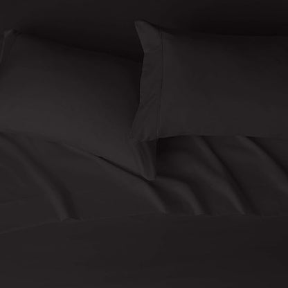 Amazon Basics Lightweight Super Soft Easy Care Breathable Microfiber 4 Piece Cozy Comfortable Bed Sheet Set, Wrinkle Resistant with 14-Inch Deep Pockets, Queen, Black, Solid