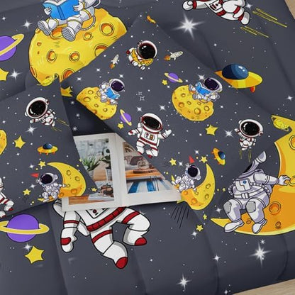 Grey Space Theme Comforter Set Twin ，Astronaut Twin Bedding Sets for Boys ，Twin Size Galaxy Bedding Set for Kids ，Outer Space Bedroom Decor for Boys