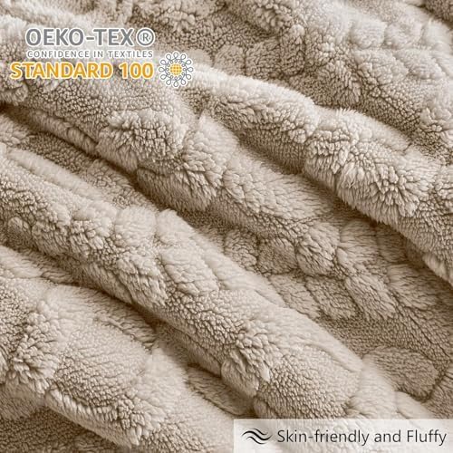 Homelike Moment Fleece King Comforter Set Beige, Fluffy Bed Set 3 Piece