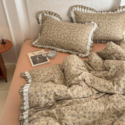 VM VOUGEMARKET Cotton Muslin Duvet Cover Queen Vintage Tan Floral Bedding Set with Ruffles,Soft,Breathable Linen Like Gauze Comforter Cover with Zipper Closure 90"x90"