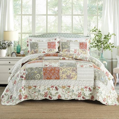 Yvooxny 3-Piece Quilt Set King Size Quilted Bedspread Reversible Country Style Floral Real Patchwork Bedding Quilt Set with Ruffles with Pillowcases for All Seasons, 108 * 96 Inches