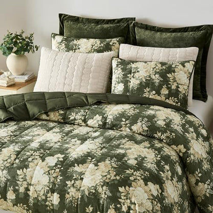 Wonderful Luxury Velvet Quilt Set with Elegant Floral Printed,Queen Quilt Set with Shams,Green Soft Cozy for Bedspread/Light Comforter,All-Season,Pet-Friendly,Fit for Adults Teens Kids Bedroom,94"x94"