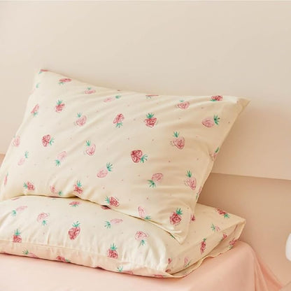 Nayoroom Strawberry Duvet Cover Set Full Size Girls Cute Pink Strawberries Kawaii Comforter Cover 2 Pieces Soft Lightweight Microfiber Cream White Bedding with Zipper Closure