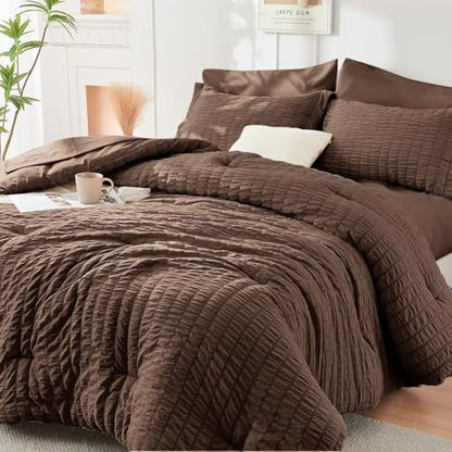 HYMOKEGE Dark Brown California King Comforter Set Seersucker 7 Pieces, All Season Luxury Bed in a Bag for Bedroom, Bedding Set with Comforter, Sheets, Pillowcases & Shams
