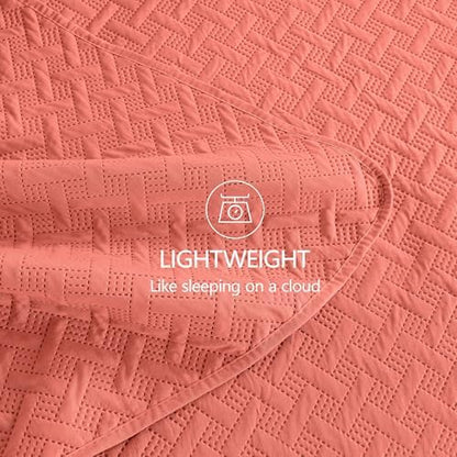FLYMME Quilts King Size,Lightweight Coral Bedspreads,Basket Weave Pattern,Ultra Soft Microfiber Bed Coverlet 3 Pieces for All-Seasons (1 Quilt,2 Pillow Shams)