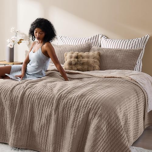 Wonderful - Velvet Quilt Set Queen Size Light Brown, Soft Cotton-Feel Plush Coverlet with Shams, Premium Vertical Channel Stitched, Lightweight All-Season Bedspread