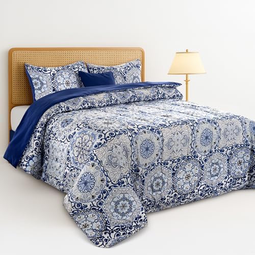 LUX Décor Reversible 5pc Queen Comforter Set, Printed Bedding Set, All-in-One Bed in a Bag, Includes 1 Comforter, 2 Pillow Shams, 1 Decorative Pillow & 1 Bed Skirt (Aztec Blue,Queen)